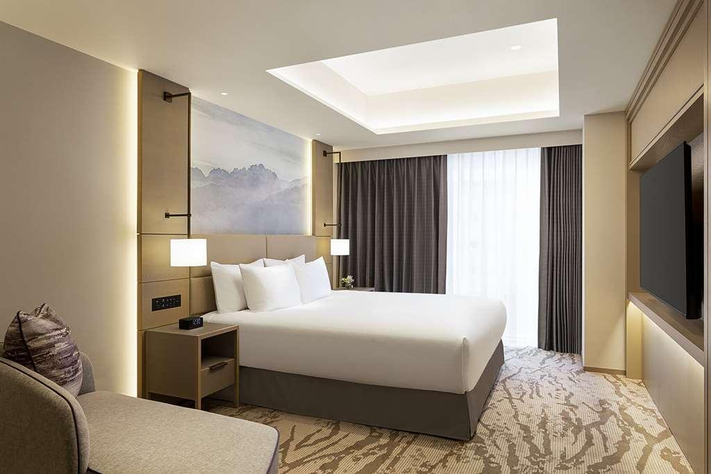 فندق Doubletree By Hilton Toyama Station الغرفة الصورة