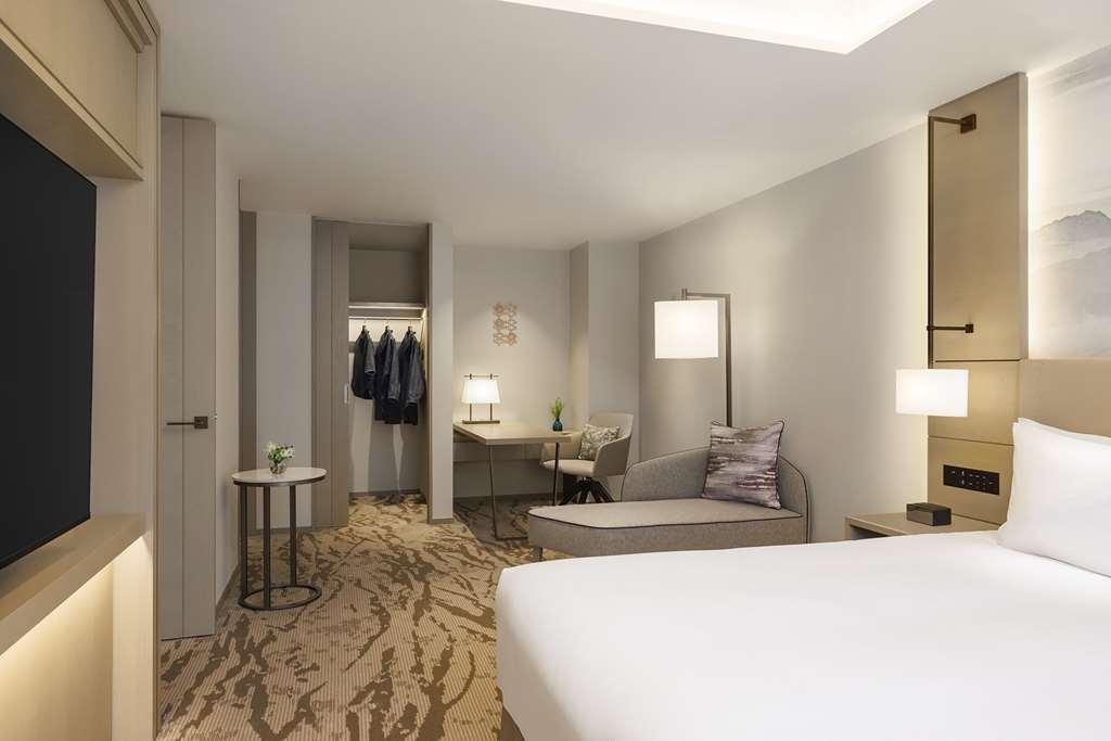 فندق Doubletree By Hilton Toyama Station الغرفة الصورة