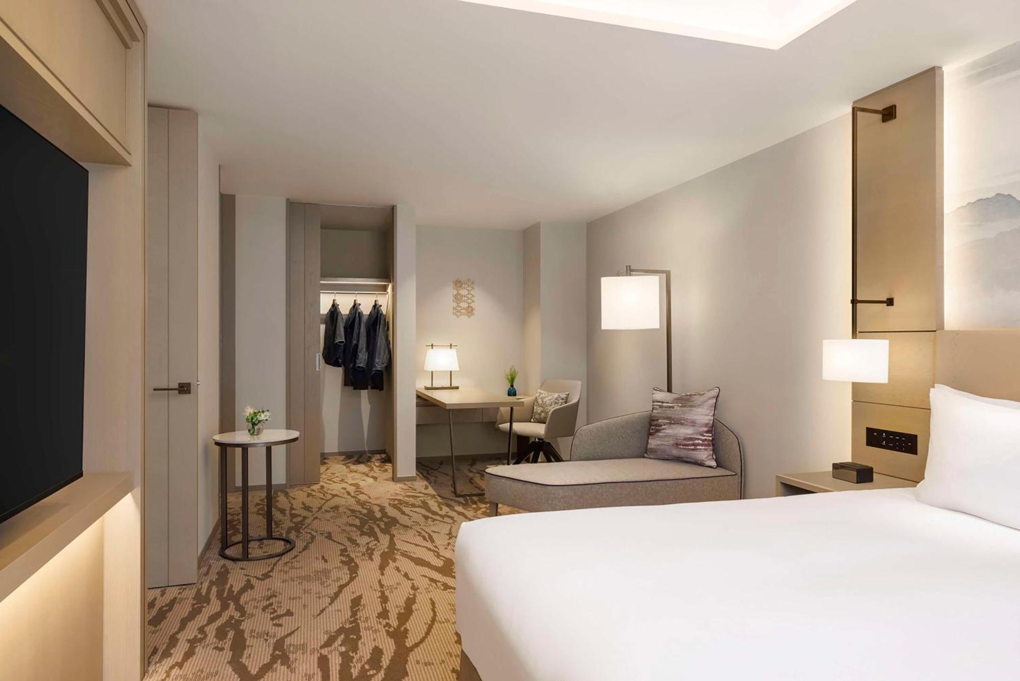 فندق Doubletree By Hilton Toyama Station المظهر الخارجي الصورة