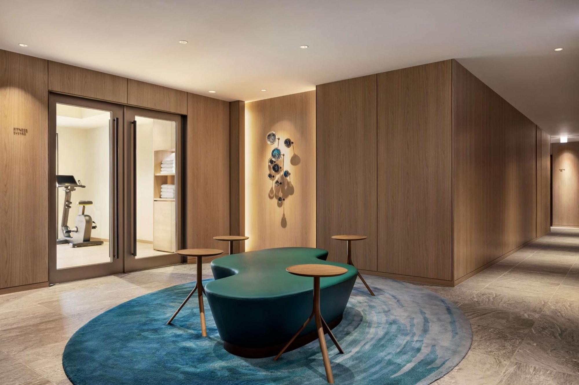 فندق Doubletree By Hilton Toyama Station المظهر الخارجي الصورة